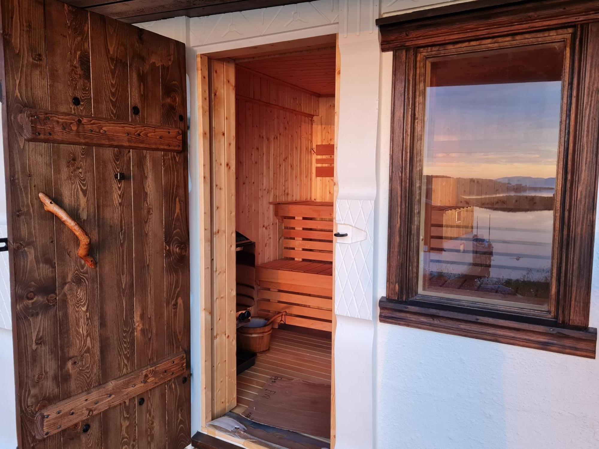 Prima Lofoten Myrland Exteriör bild