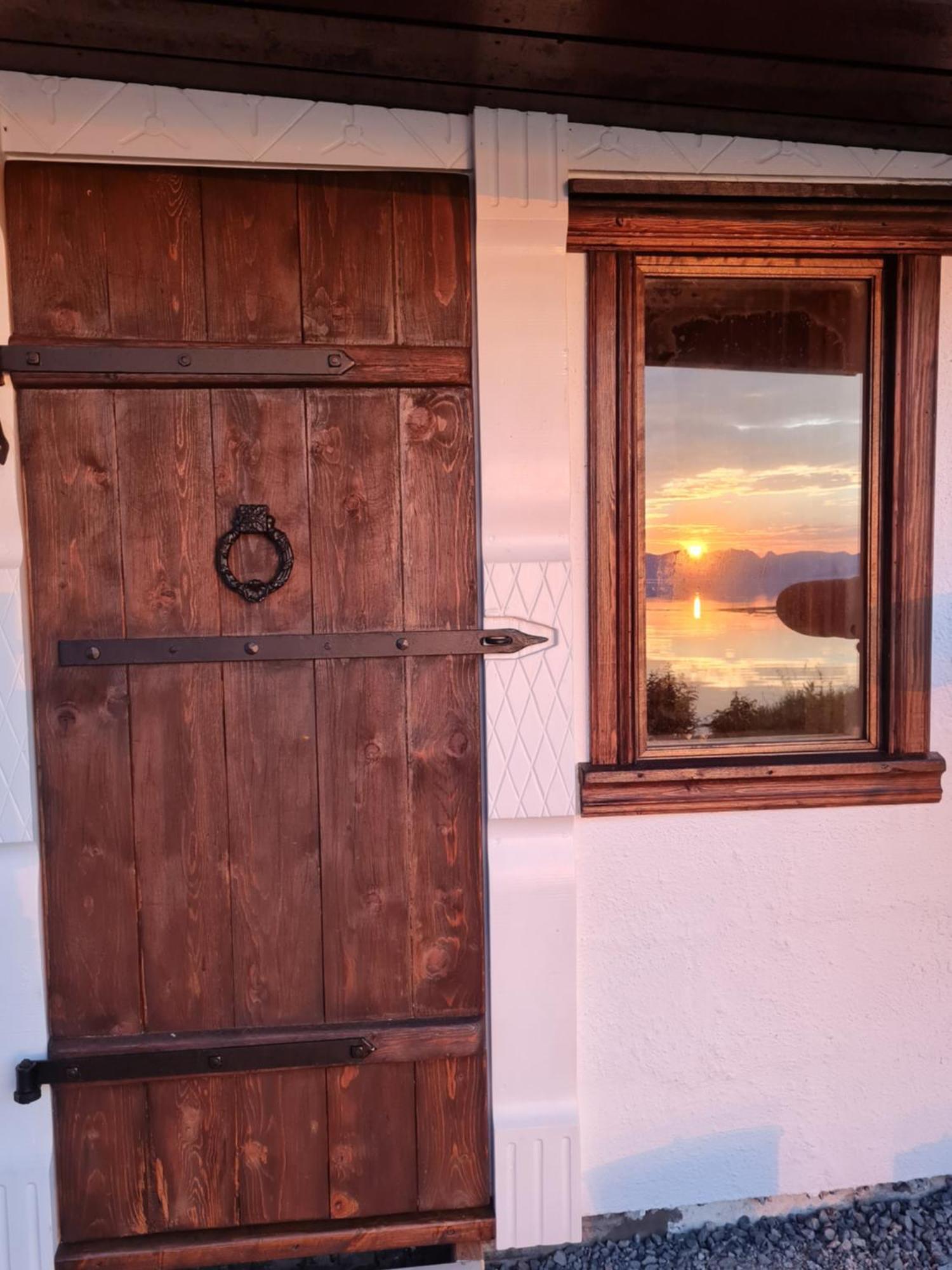 Prima Lofoten Myrland Exteriör bild