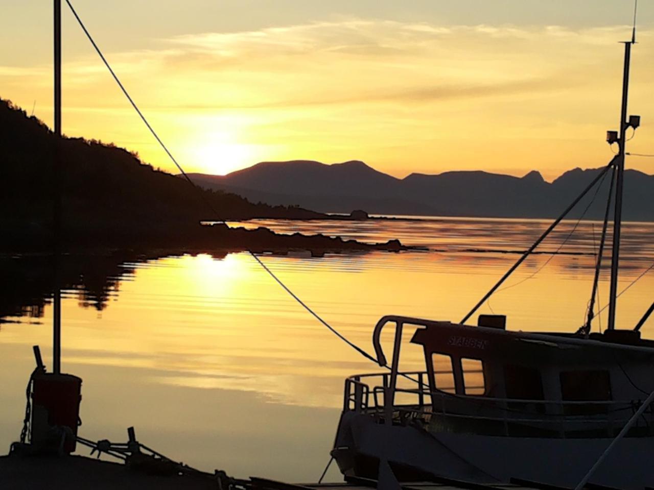 Prima Lofoten Myrland Exteriör bild
