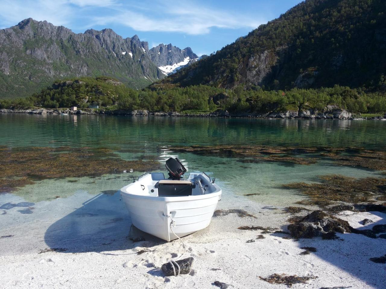 Prima Lofoten Myrland Exteriör bild