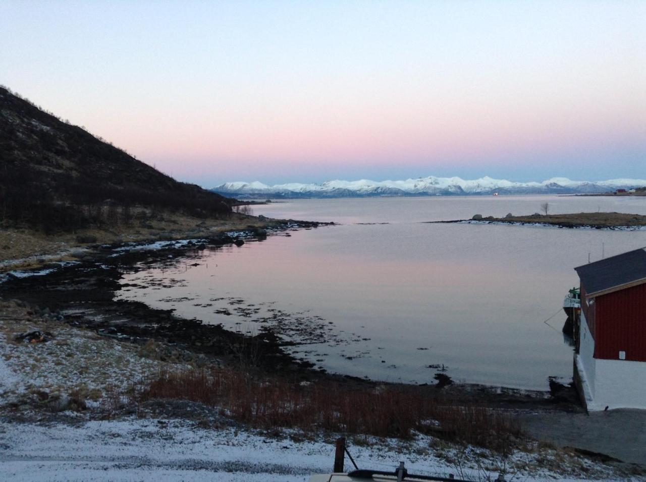 Prima Lofoten Myrland Exteriör bild